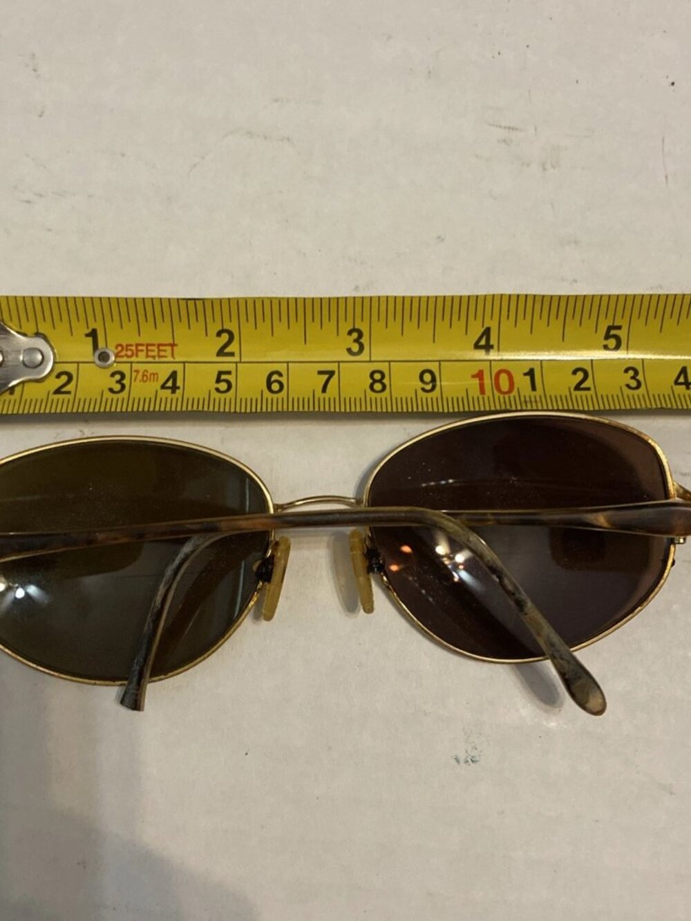 VTG 1990s Helen Oval Gold Tone Sunglasses w Tortoise Shell Arms - Picture 8 of 8